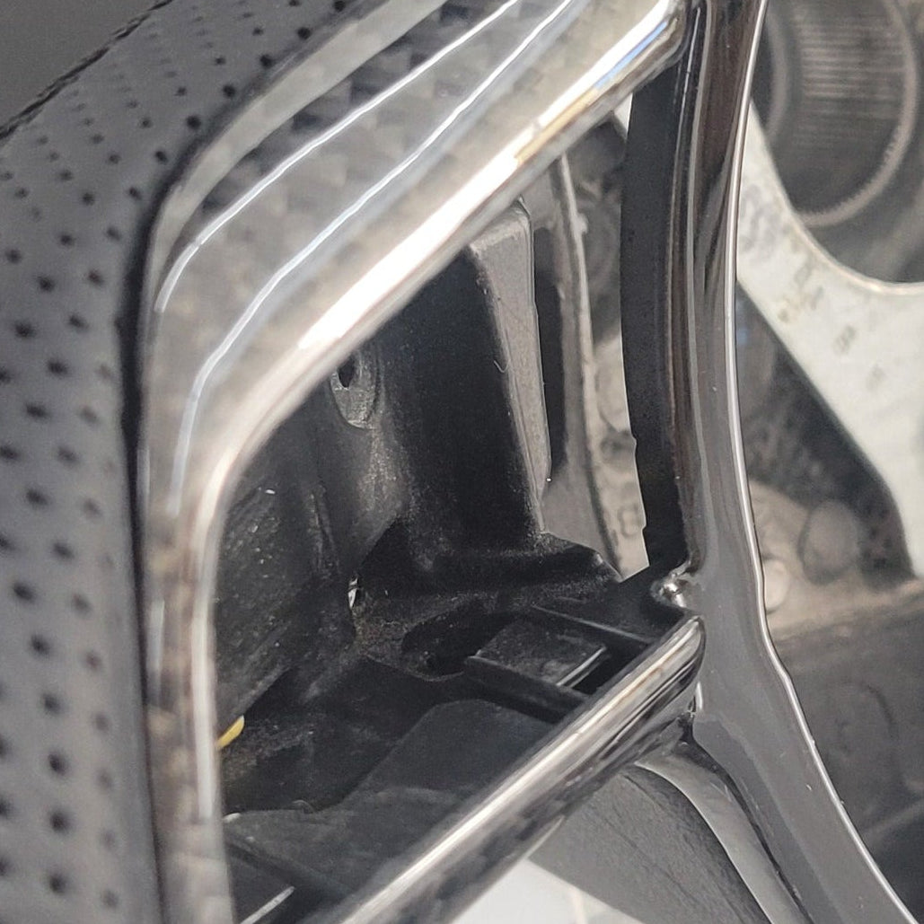 Audi R8 GEN 1 Carbon & Leather Steering Wheel | Vegas Yellow Edition