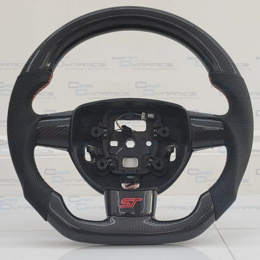 FordFocusCustomCarbonFibre_LeatherSteeringWheelMK22005-2011cardynamics_4 - Car Dynamics