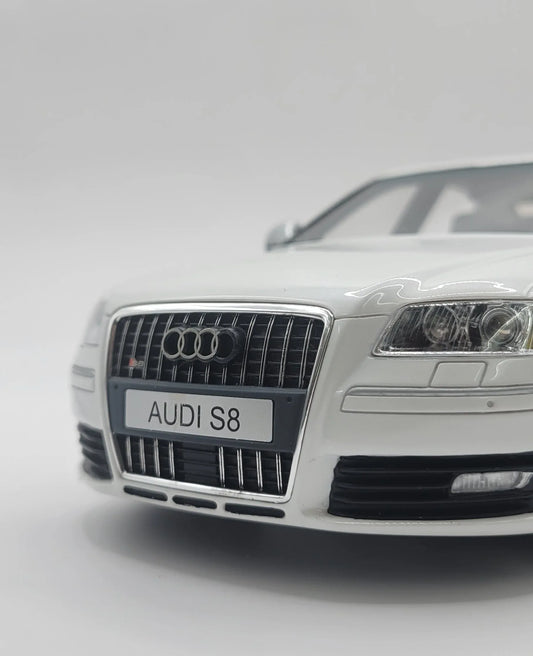 OT699-AUDIS8D35.2LV10FSISportsSedan2008Ottomobile118_5 - Car Dynamics