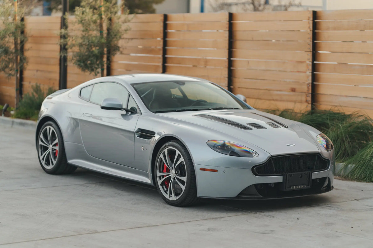 Super Soft Indoor Car Cover – Aston Martin