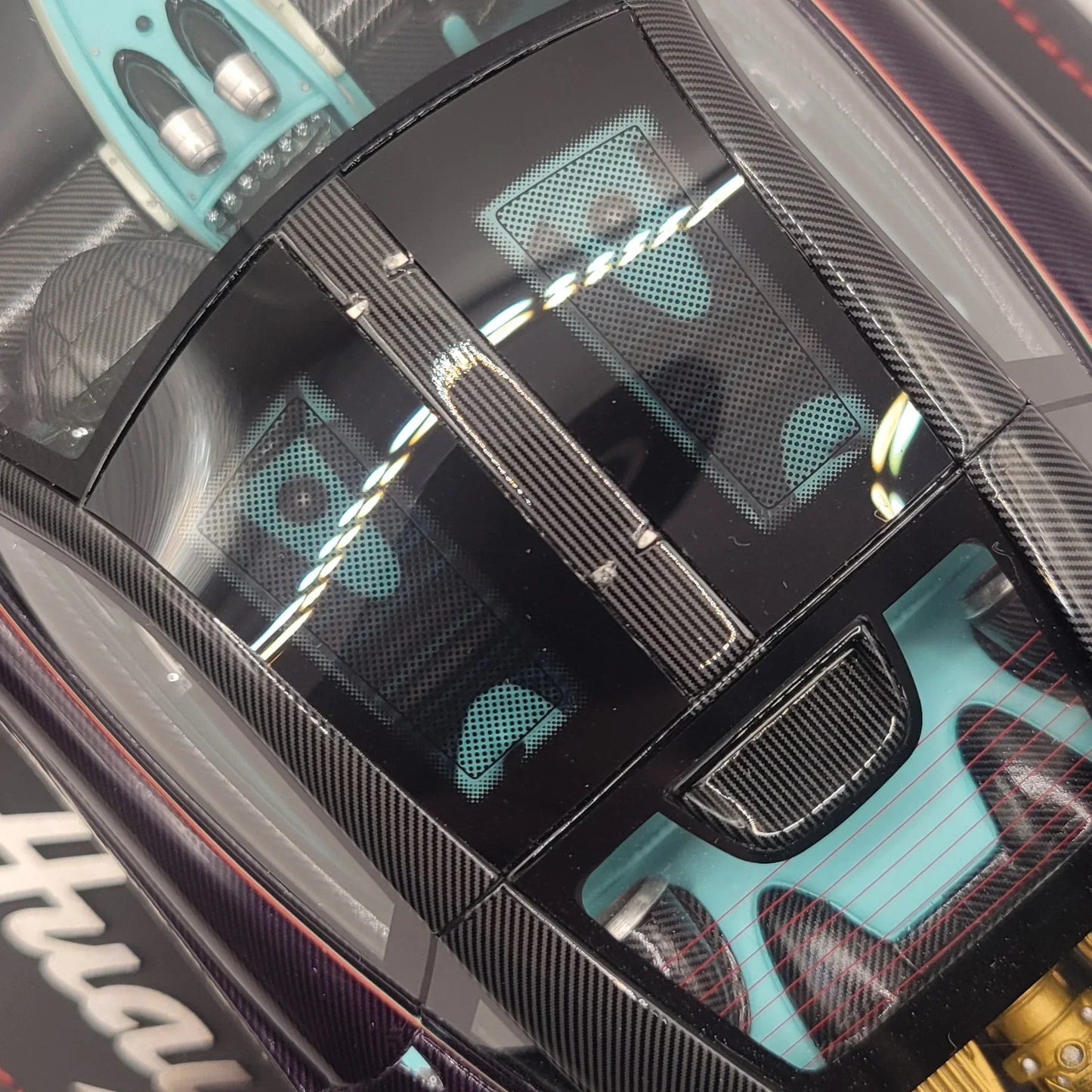 118BBRPaganiHuayraDinastia2015SpecialVersionVioletBBRModelsP1812CarD_1 - Car Dynamics 
