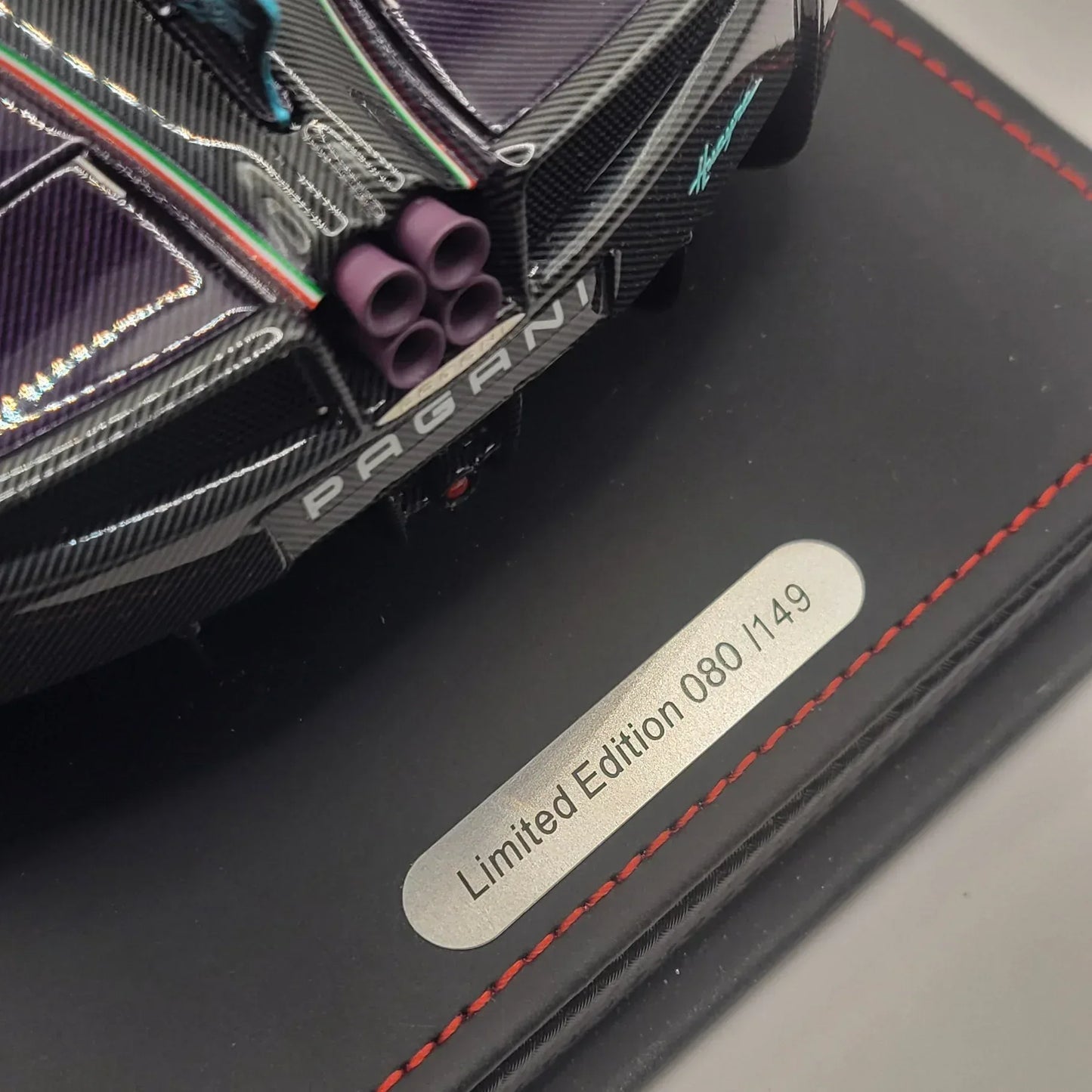 118BBRPaganiHuayraDinastia2015SpecialVersionVioletBBRModelsP1812CarD_17 - Car Dynamics 