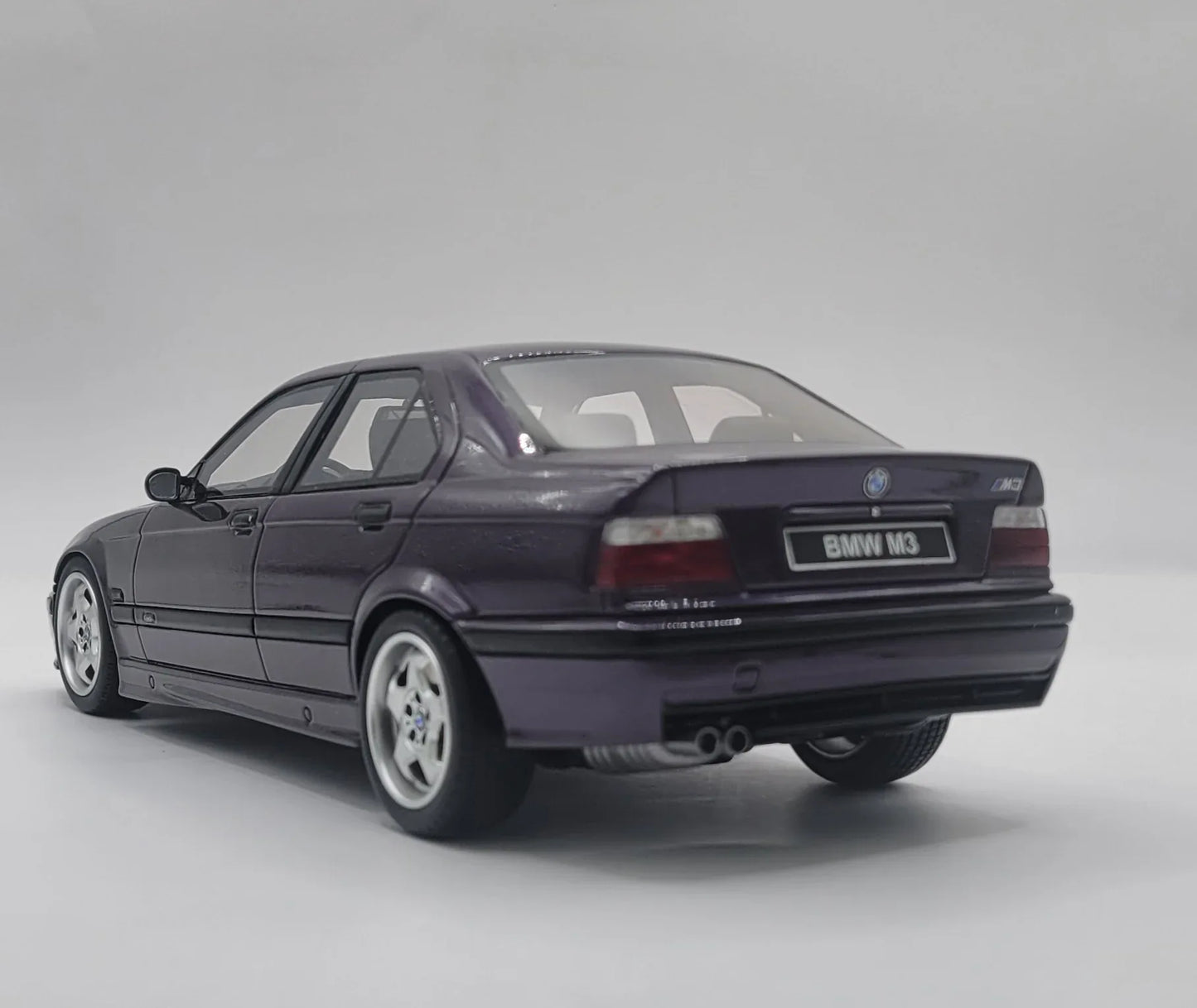 118OttoMobileBMWE36M3SedanDaytonaVioletResinCarModelcardynamics_2 - Car Dynamics 