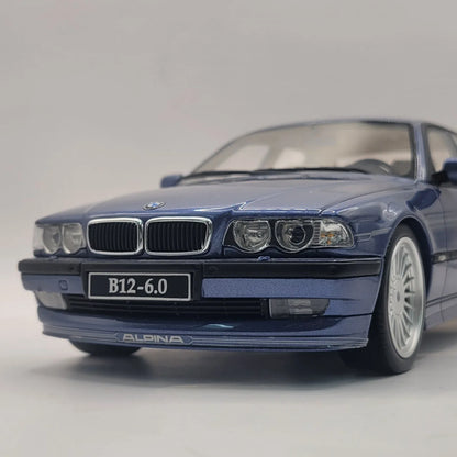 118OttoMobileBMWE38AlpinaB126.0BlueOT359_3 - Car Dynamics 