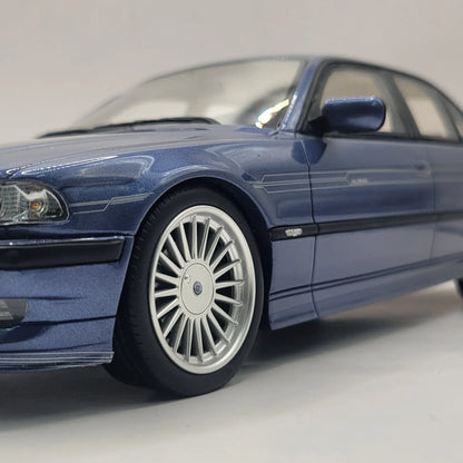 118OttoMobileBMWE38AlpinaB126.0BlueOT359_4 - Car Dynamics 