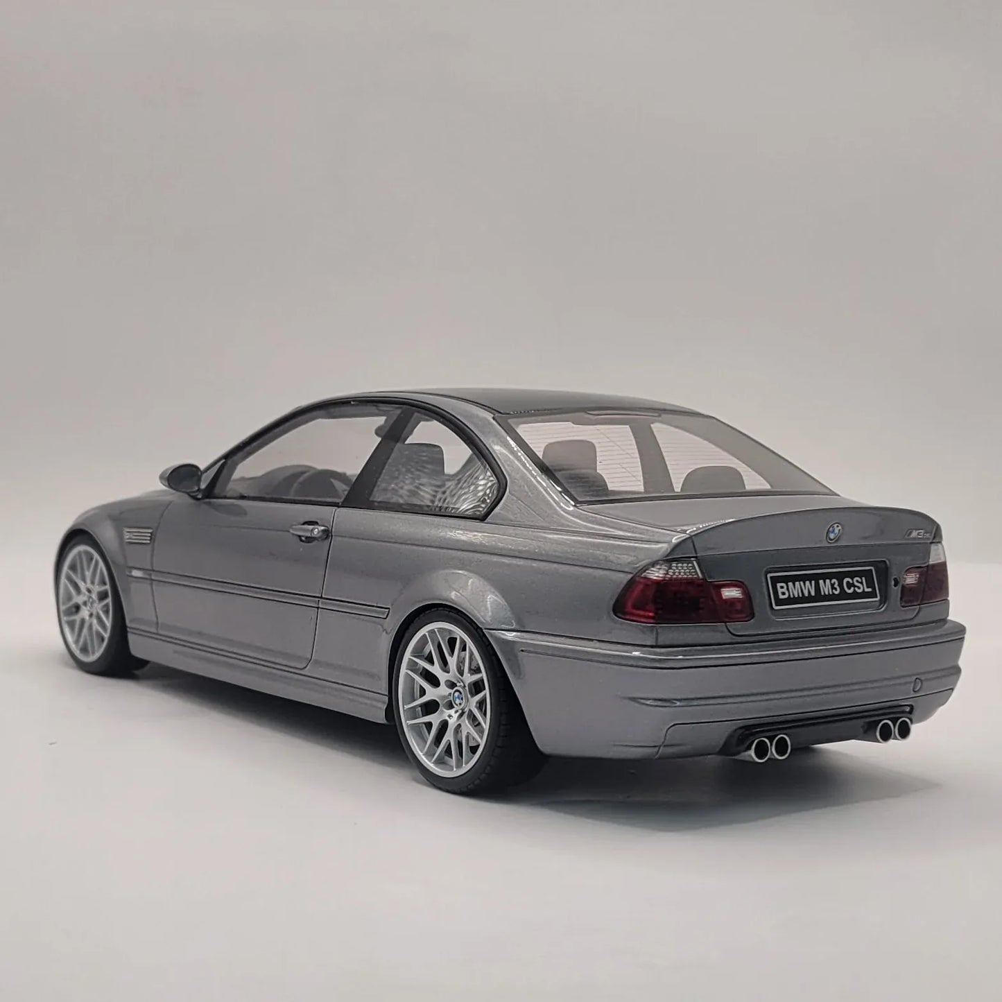 118OttoMobileBMWE46M3CSLSilverGreyMetallic_7 - Car Dynamics 