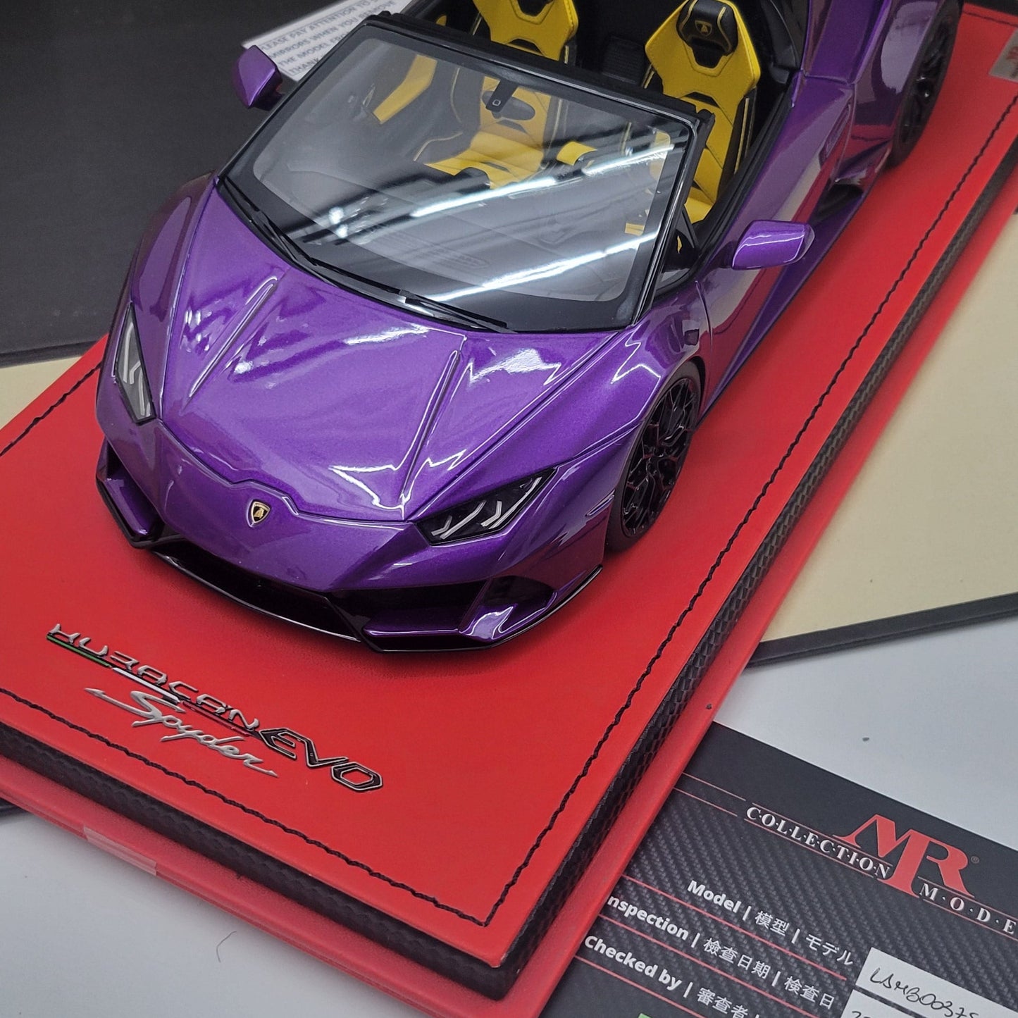 MR Collection 1:18 Lamborghini Huracan EVO Spyder Viola Pasifae | LAMBO037SE2 | Limited Edition 24/25