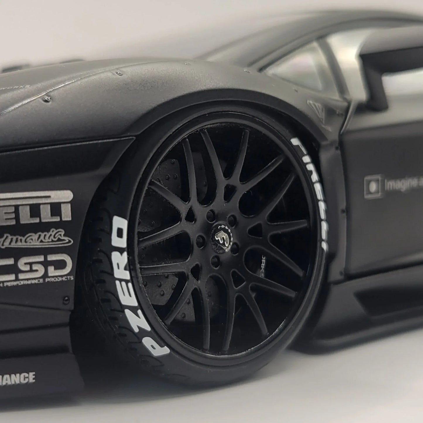 AUTOart118LB-WorksLamborghiniAventadorMattBlack79106_6 - Car Dynamics 