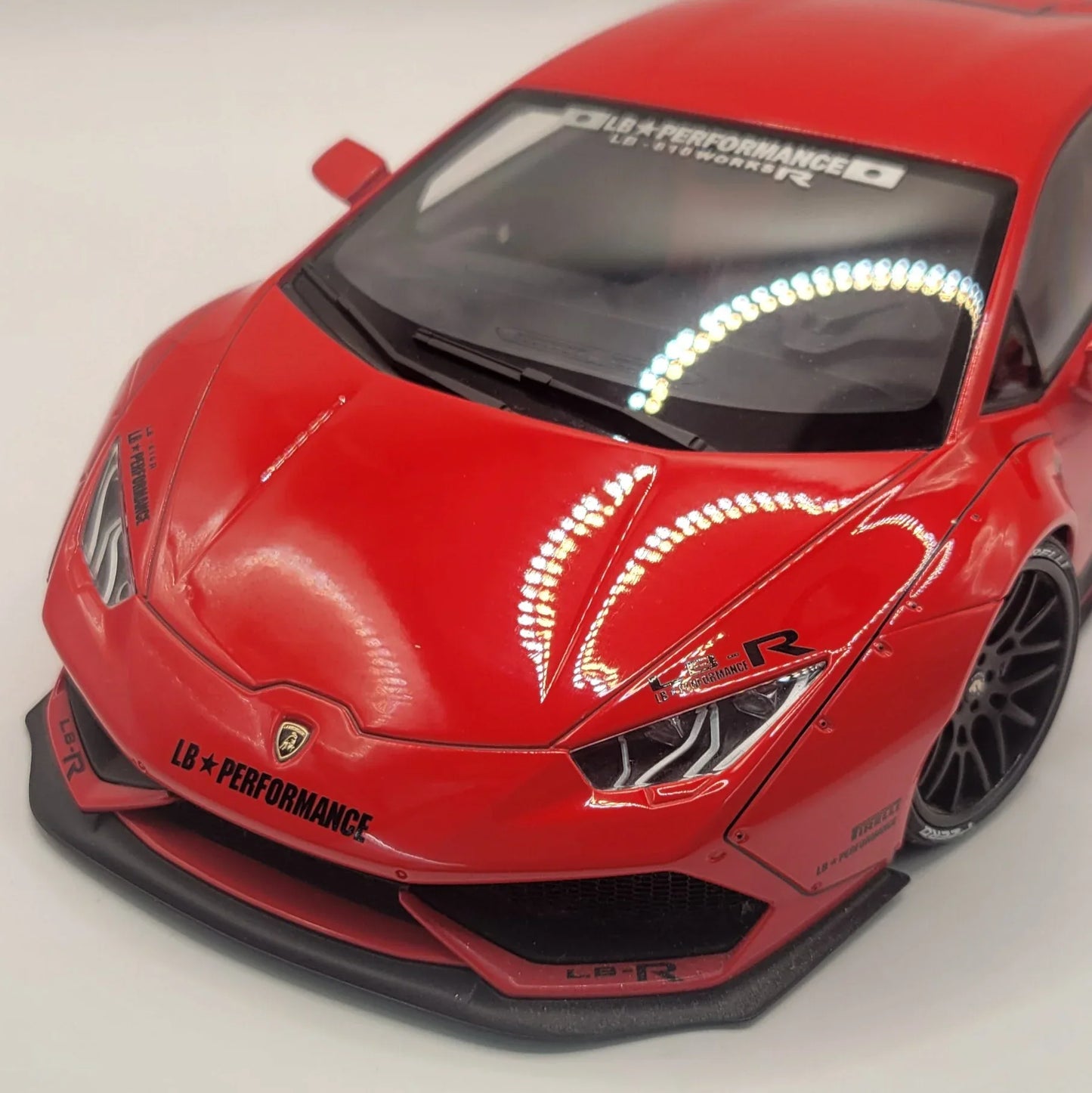 AUTOart_118_LB-Works_Lamborghini_Huracan_Red_79123_8 - Car Dynamics 
