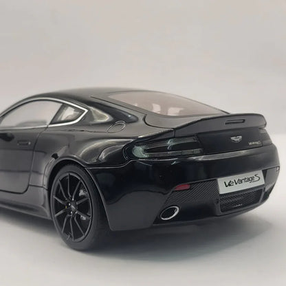 AUTOart_1_18_Aston_Martin_V12_Vantage_S_2015_Jet_Black_70253_4 - Car Dynamics 