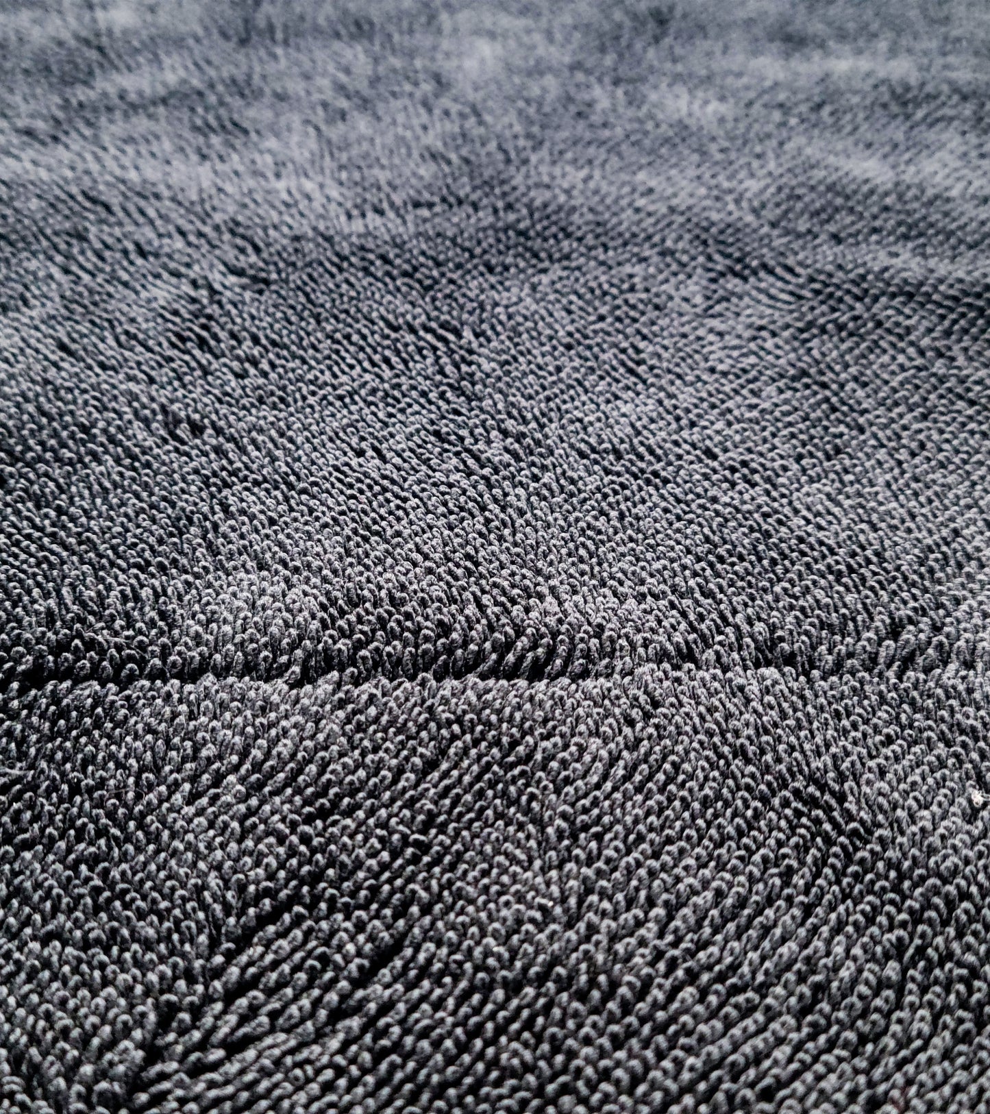 AquaLux 1600 - Double Twisted Microfibre Towel 1600 GSM (80cm x 50cm)