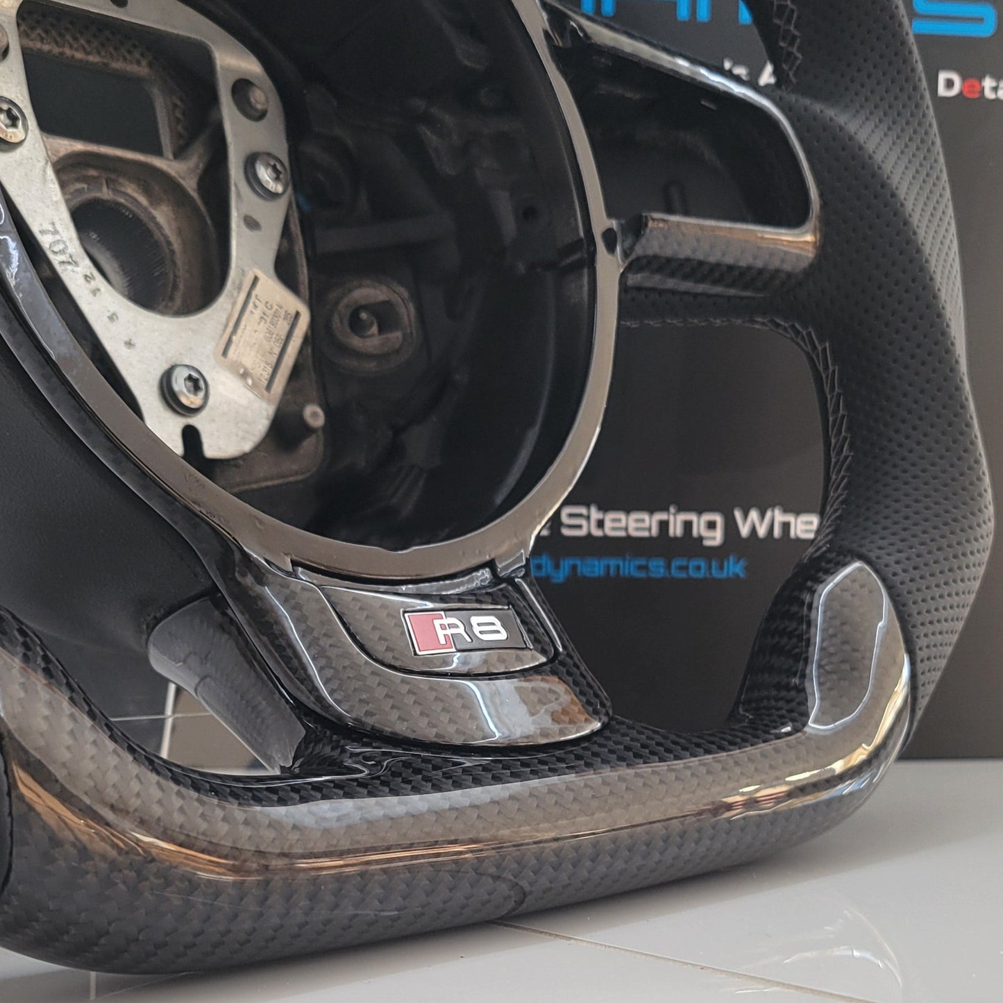 Audi R8 GEN 1 Carbon & Leather Steering Wheel | Ibis White Edition