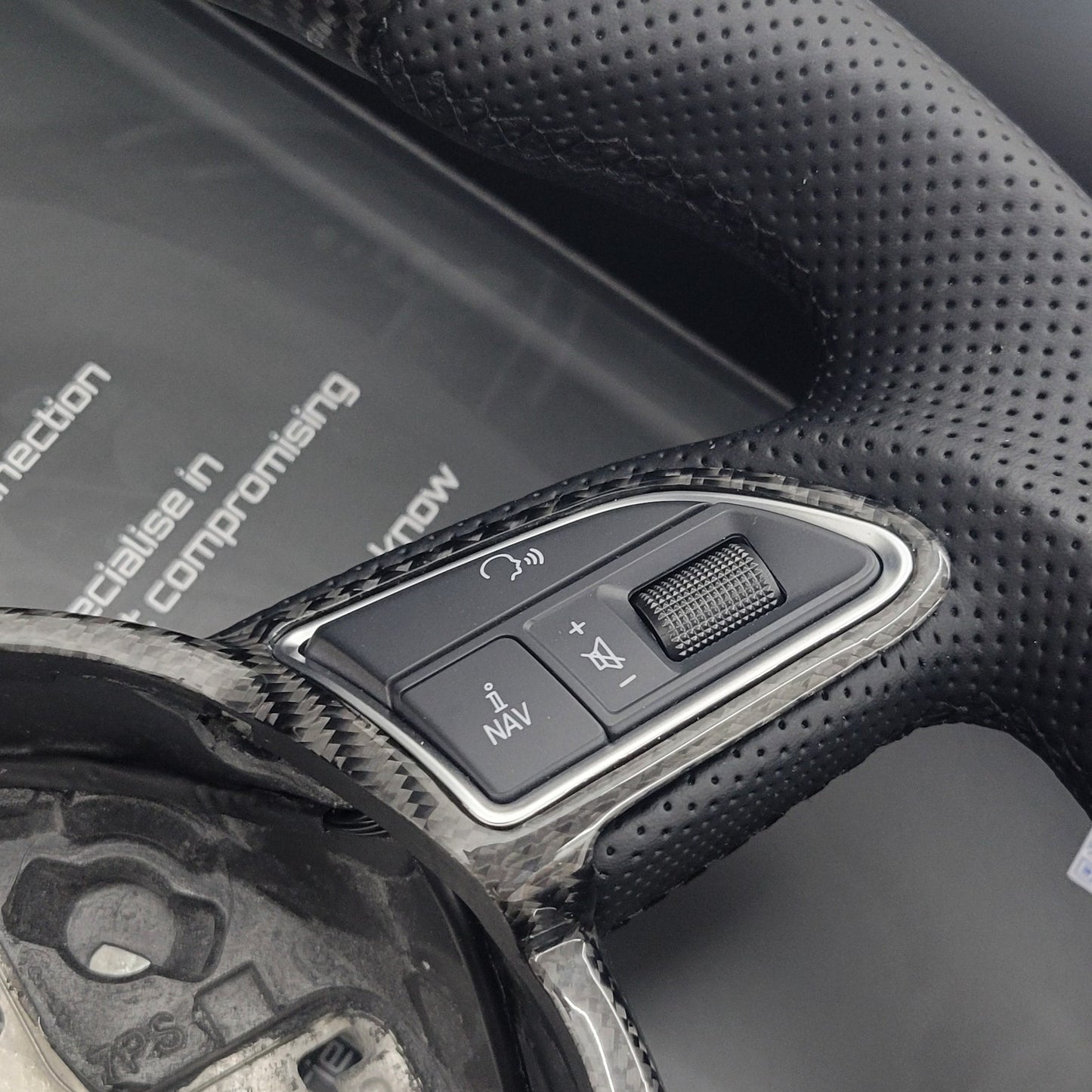 Audi RS4 B8.5 Carbon & Leather Steering Wheel | B7 Upgrade