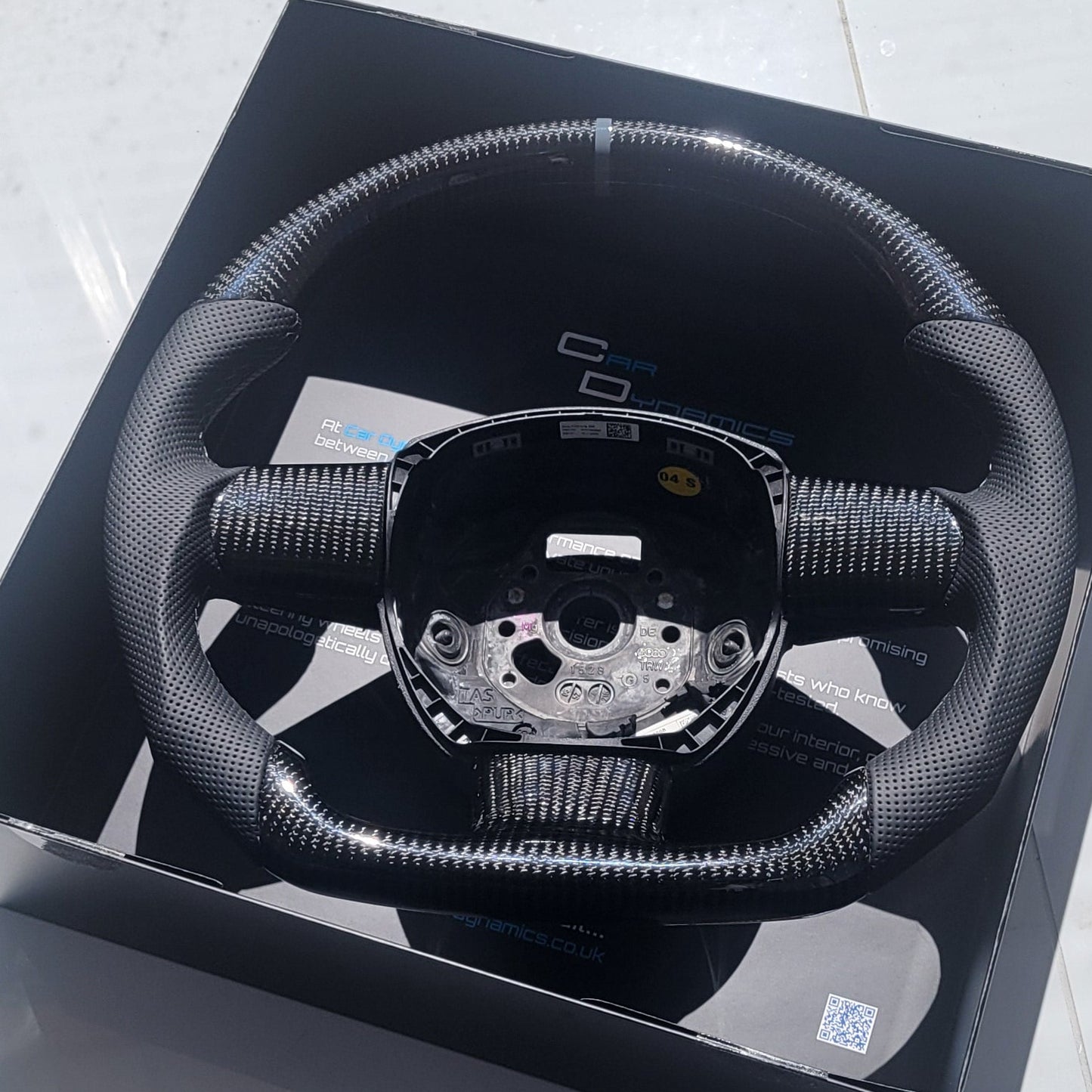 Audi B7 Carbon & Leather Steering Wheel | Dolphin Grey Edition