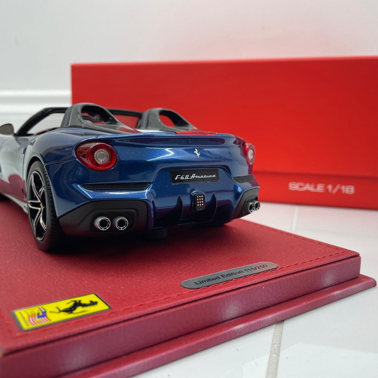 BBR 1:18 Ferrari F60 America 2014 Blu 115/250 | 60th Anniversary | P18125