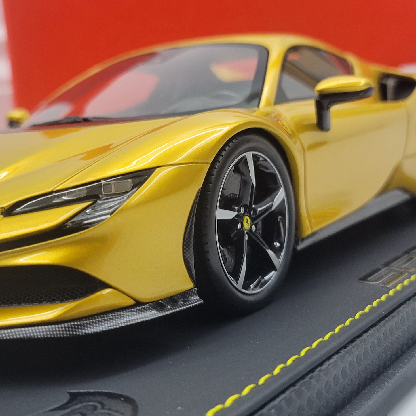 BBR 1:18 Ferrari SF90 Spider Closed Roof Giallo MonteCarlo | LIMITED EDITION 24pcs | 1 OF 24 | P18196A1