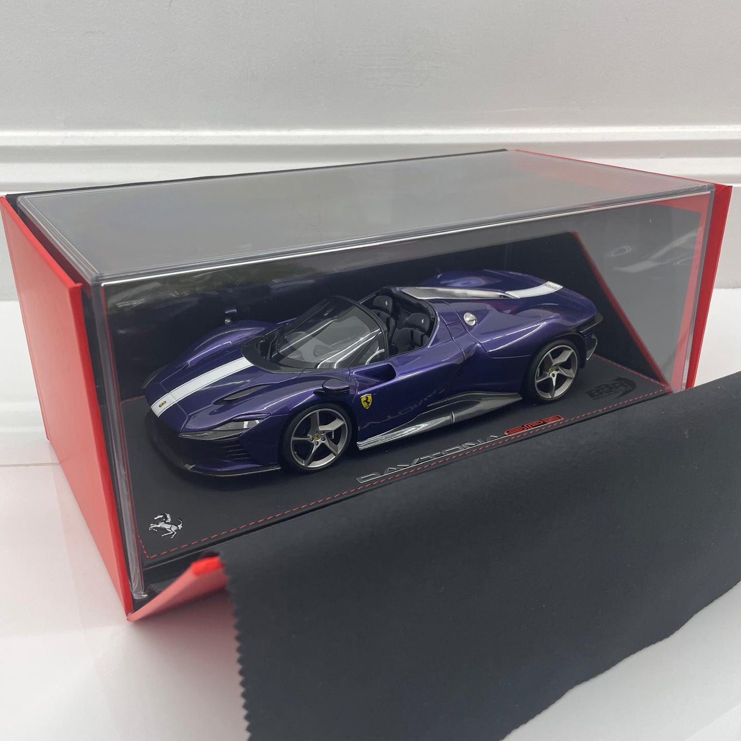 BBR 1:18 Ferrari SP3 Daytona open roof Purple Dino with Display Case | Limited Edition 19/42 Pieces| In Stock