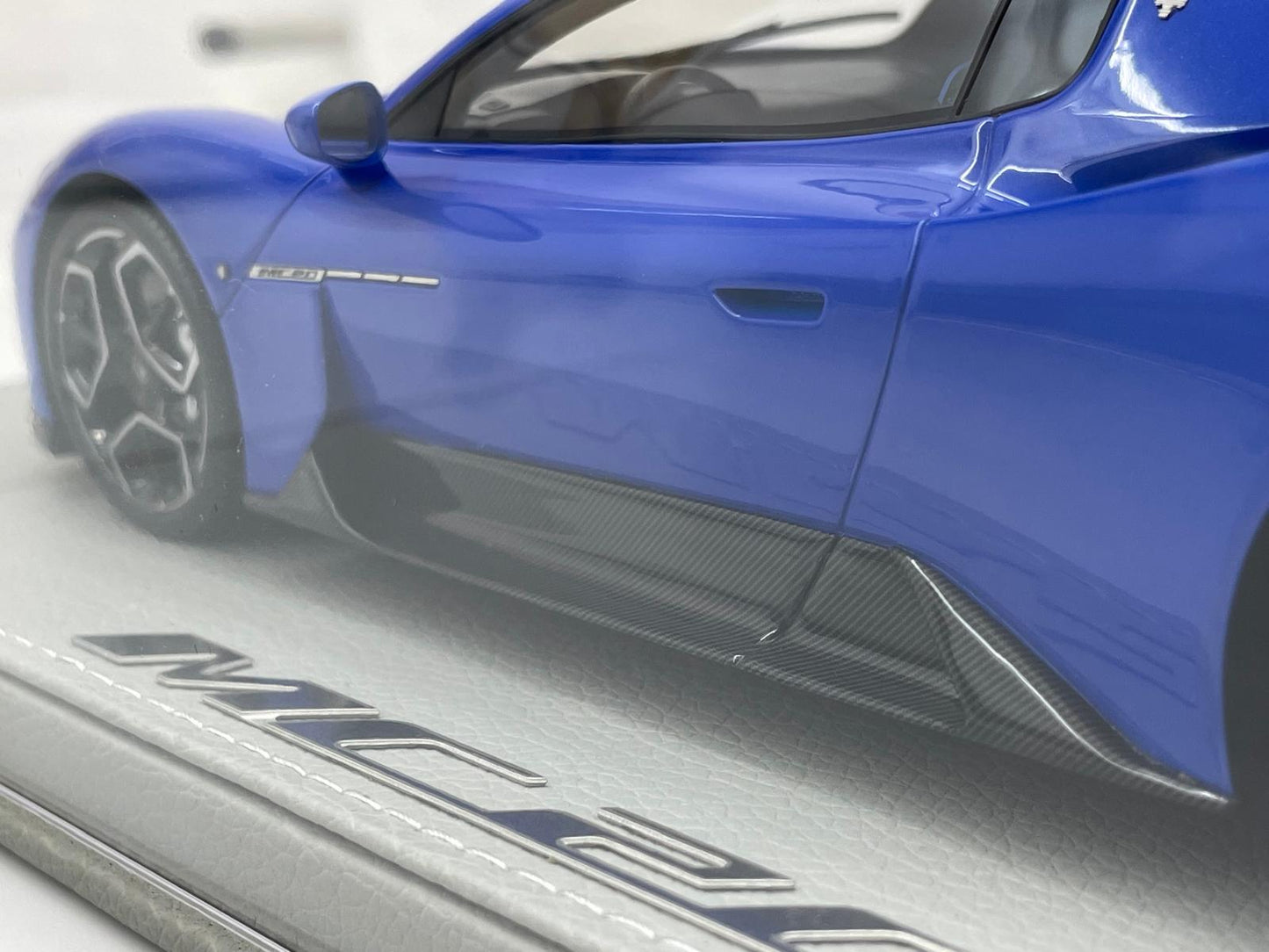 BBR 1:18 Maserati MC20 2020 Blu Infinito 36/42 | P18191E1