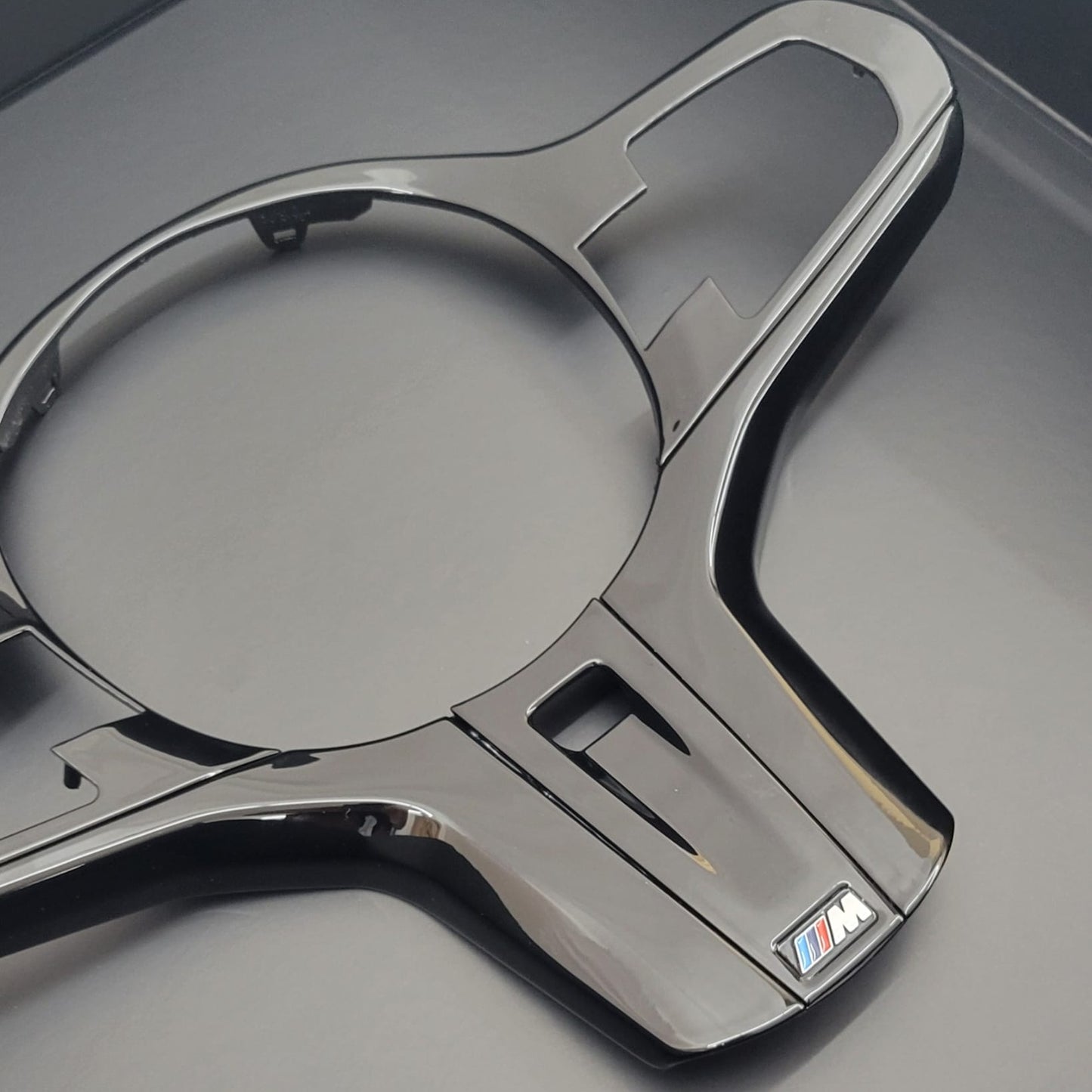 BMW G-Series Gloss Black Steering Wheel Trim | Pre Facelift