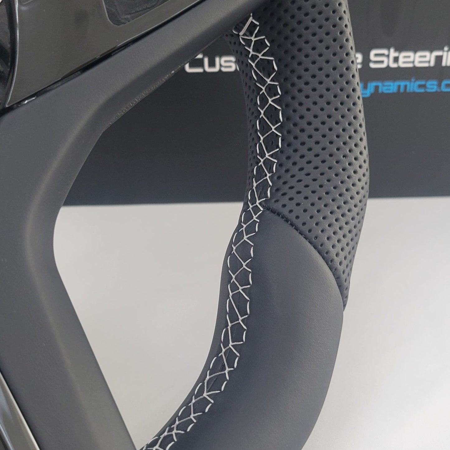 BMW G-Series Leather Steering Wheel | Kith Edition
