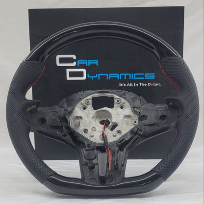 BMWG-SeriesLeather_PianoBlackSteeringWheelCarDynamics_1