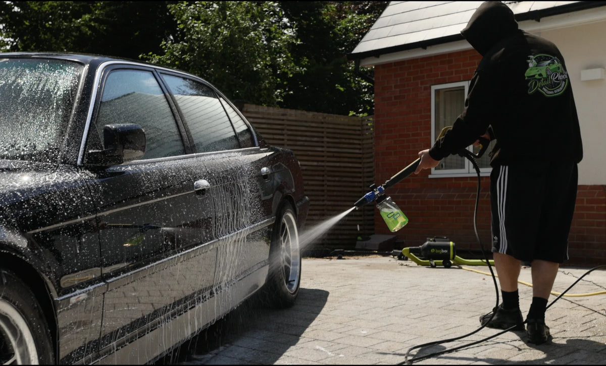 Tyre Dressing Application 1