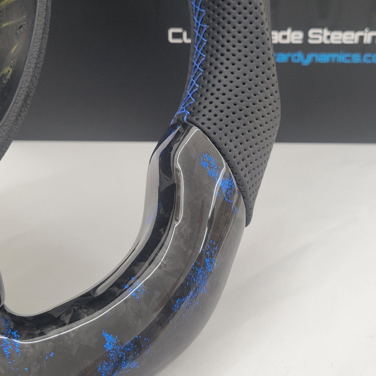 Ford Focus MK2 Forged Carbon & Leather Steering Wheel | Performance Blue Edition