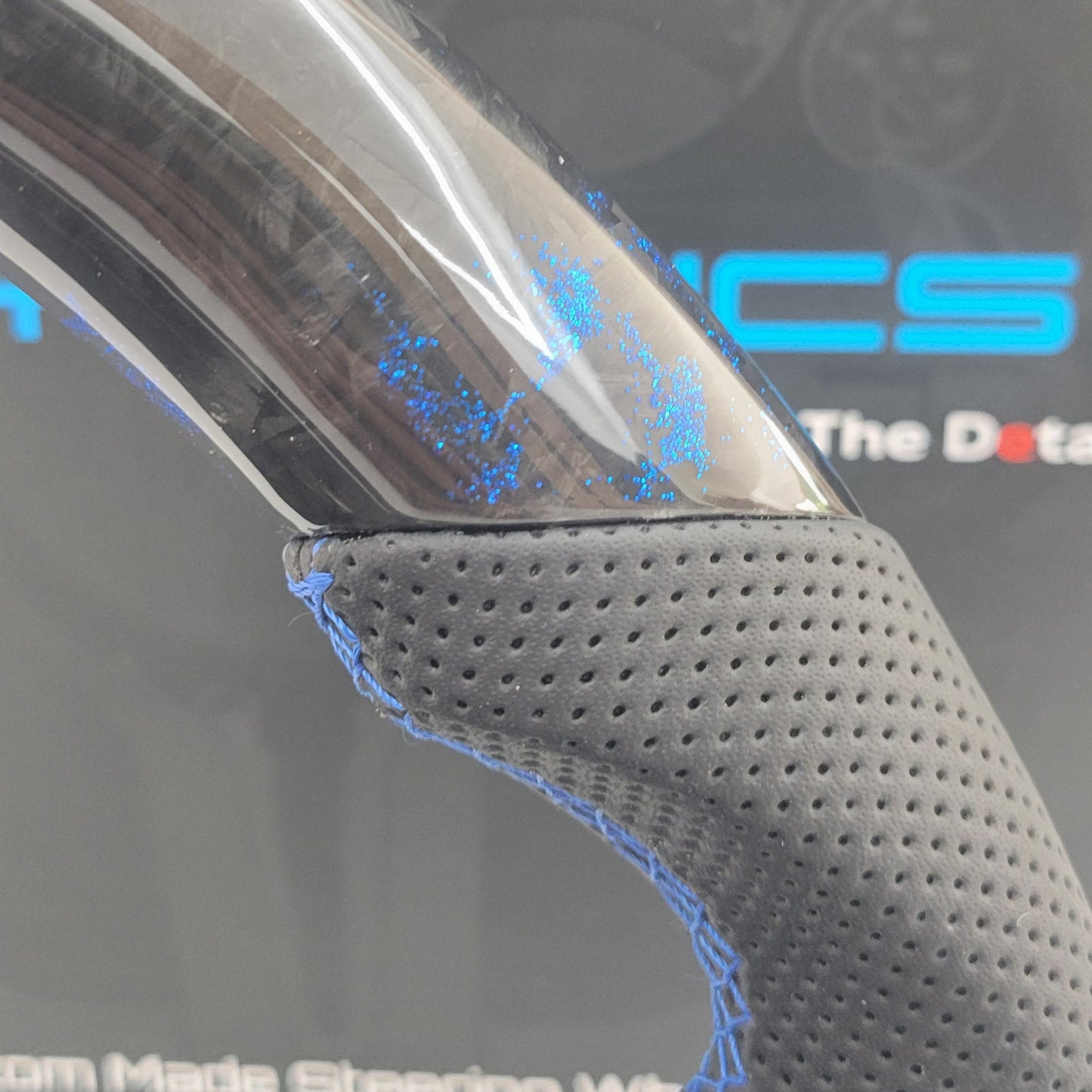 Ford Focus MK2 Forged Carbon & Leather Steering Wheel | Performance Blue Edition