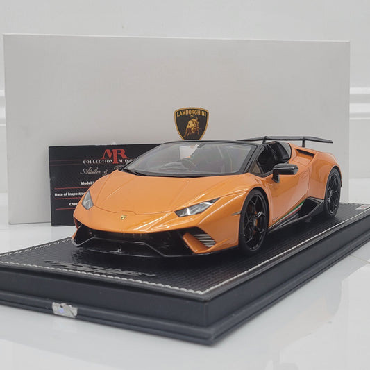 MR Collection 1:18  Lamborghini Huracan Performante Spyder | Orange
