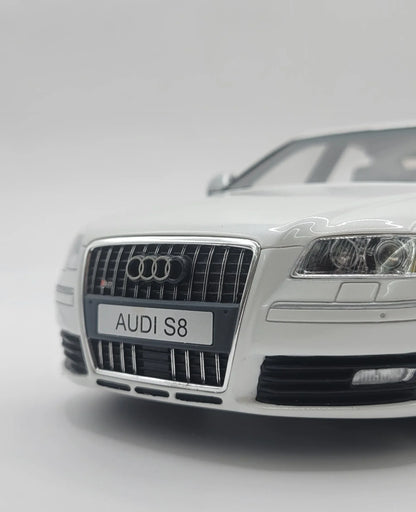 OT699-AUDIS8D35.2LV10FSISportsSedan2008Ottomobile118_5 - Car Dynamics 