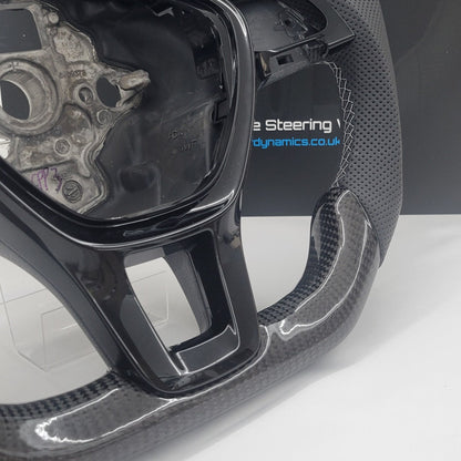 Volkswagen MQB Style Carbon & Leather | Gloss Black Edition