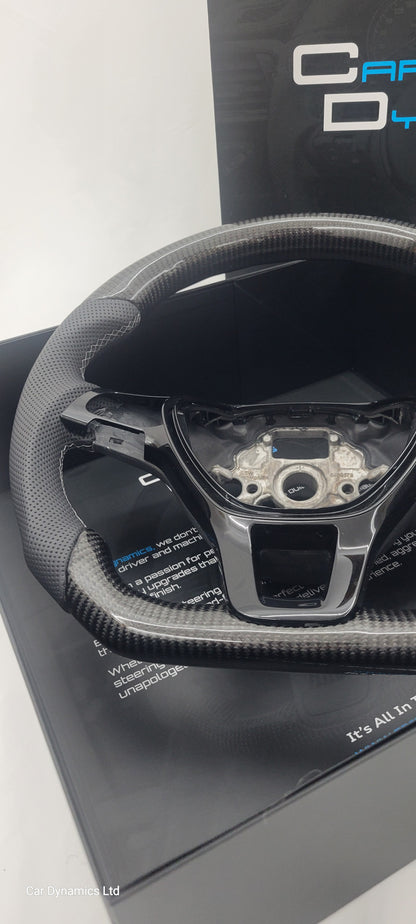 Volkswagen MQB Style Carbon & Leather | Gloss Black Edition