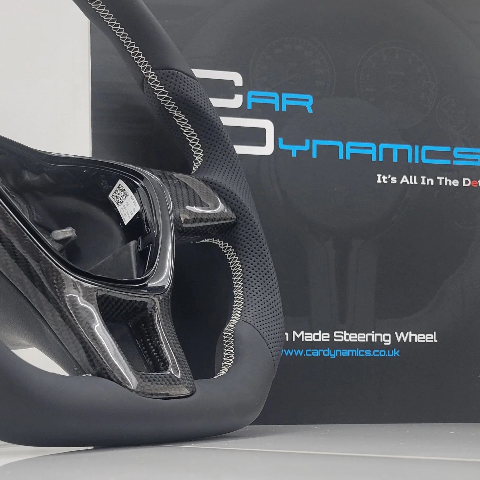 VolkswagenT6CustomCarbonFibre_LeatherFlatBottomSteeringWheelPorscheEditionT6TransporterNonMultifunctionalVersion_3 - Car Dynamics 