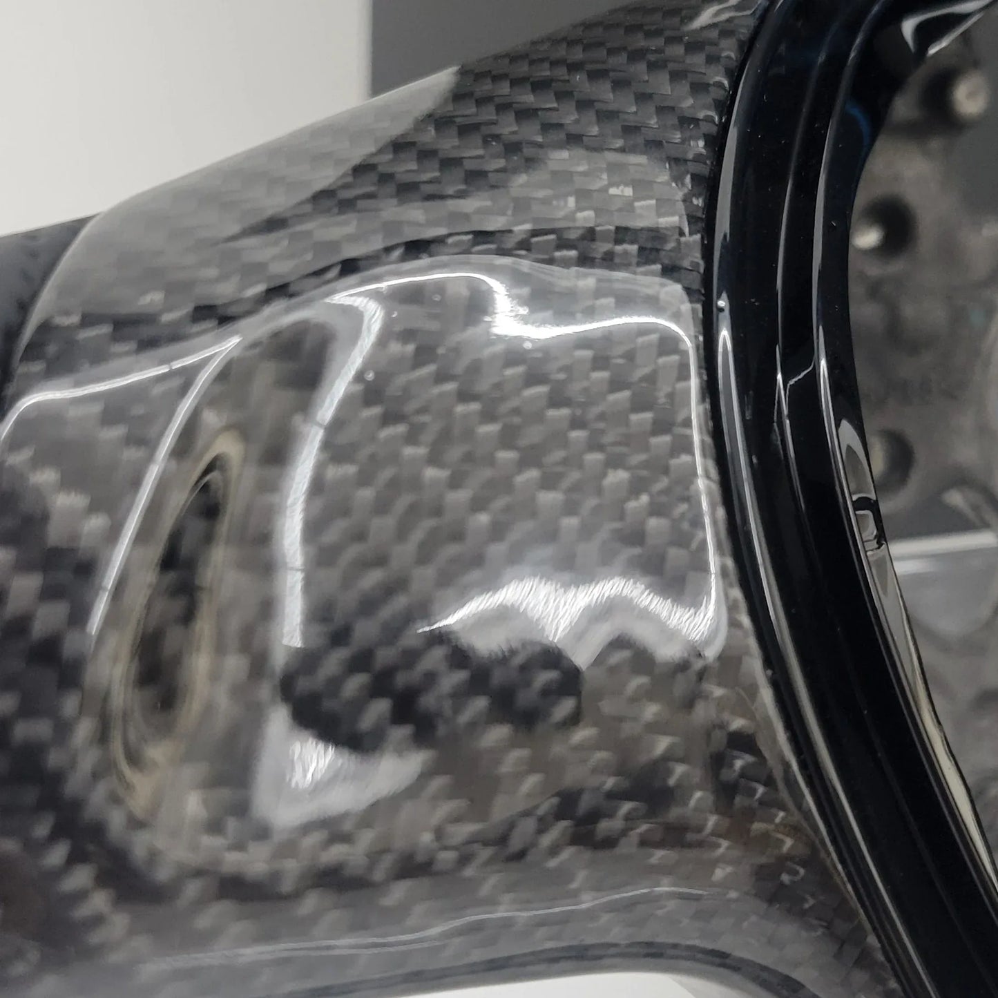 VolkswagenT6CustomCarbonFibre_LeatherFlatBottomSteeringWheelPorscheEditionT6TransporterNonMultifunctionalVersion_6 - Car Dynamics 