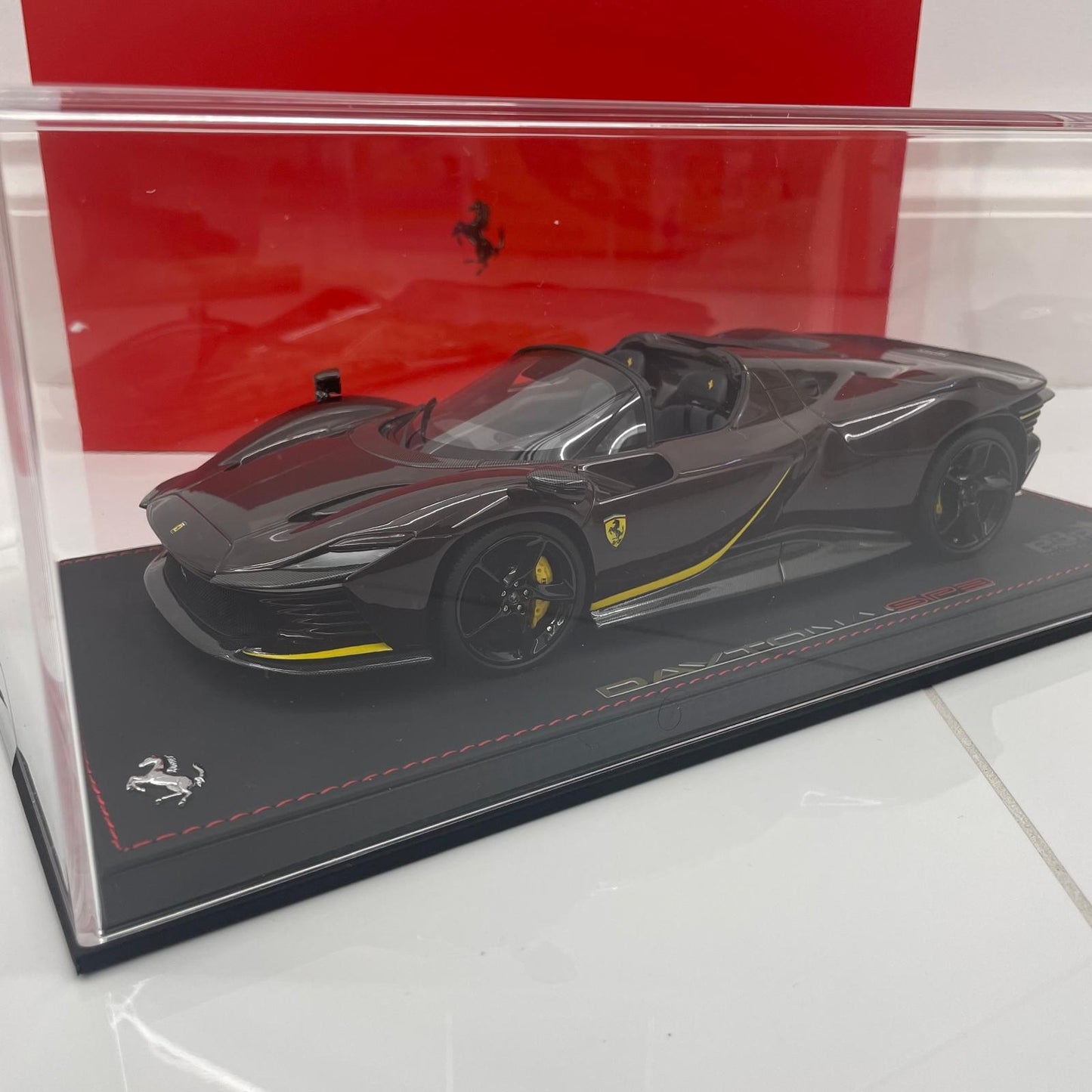 BBR 1:18 Ferrari SP3 Daytona Open Roof Rosso Rubino With Display Case | Limited Edition 36/79 Pieces| In Stock